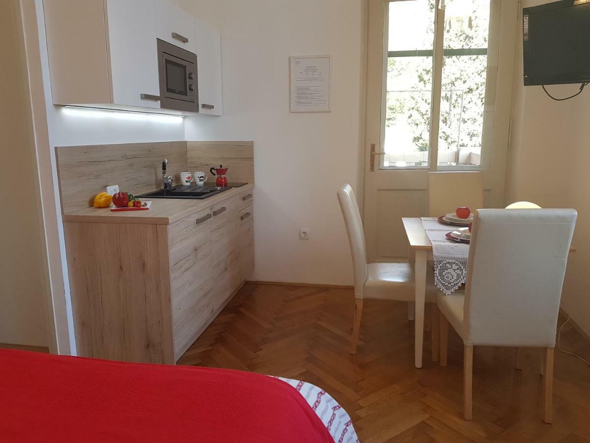 Apartment Nena With Private Free Parking Opatija Exterior foto